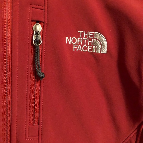 The North Face Apex jacket red and gray - Picture 4 of 11